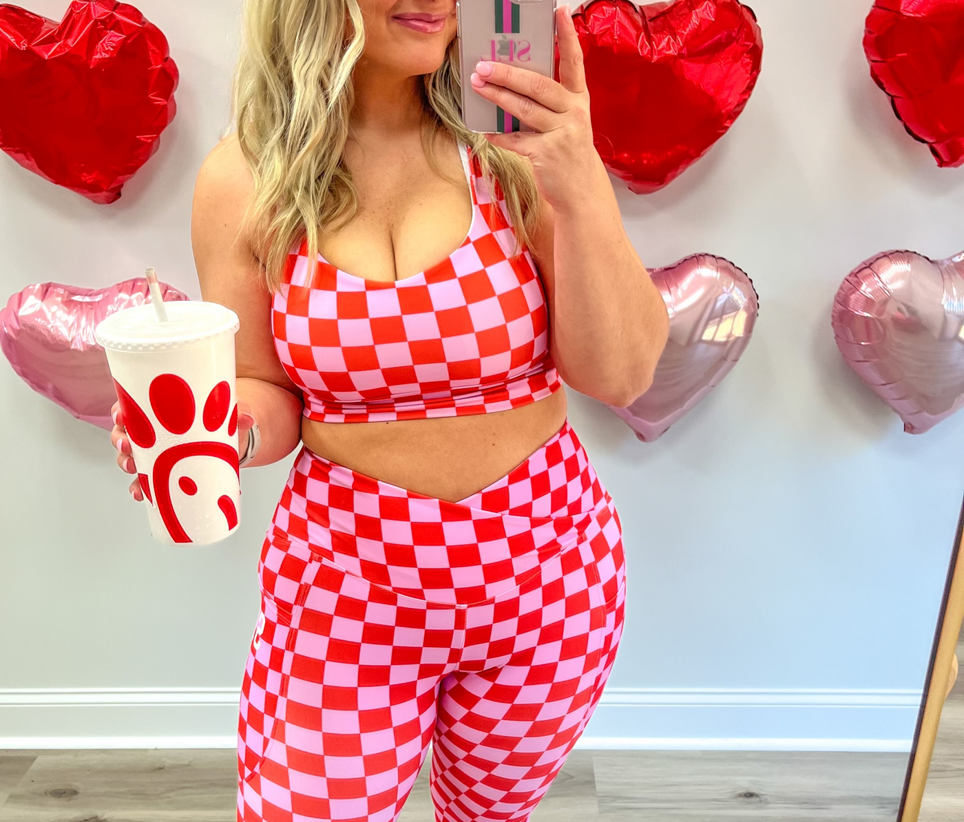 UM Shelby Lowery Body Pink Check Athleisure