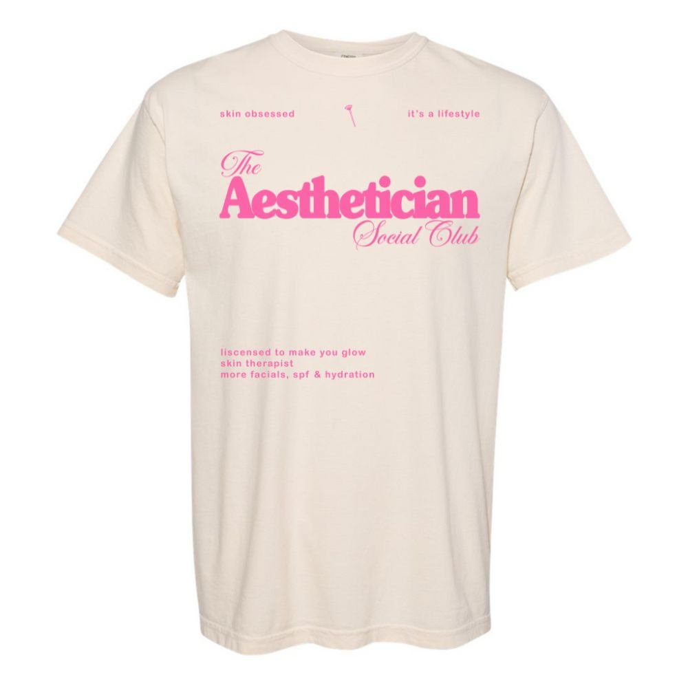 'Aesthetician Social Club' T-Shirt - United Monograms