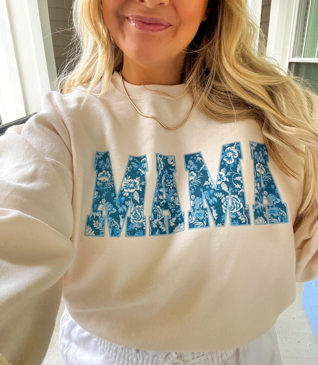 'Blue & White Chinoiserie 'Mama' Crewneck Sweatshirt - United Monograms