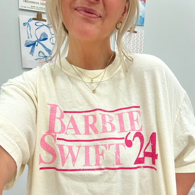 'Girly Campaign '24' T-Shirt - United Monograms