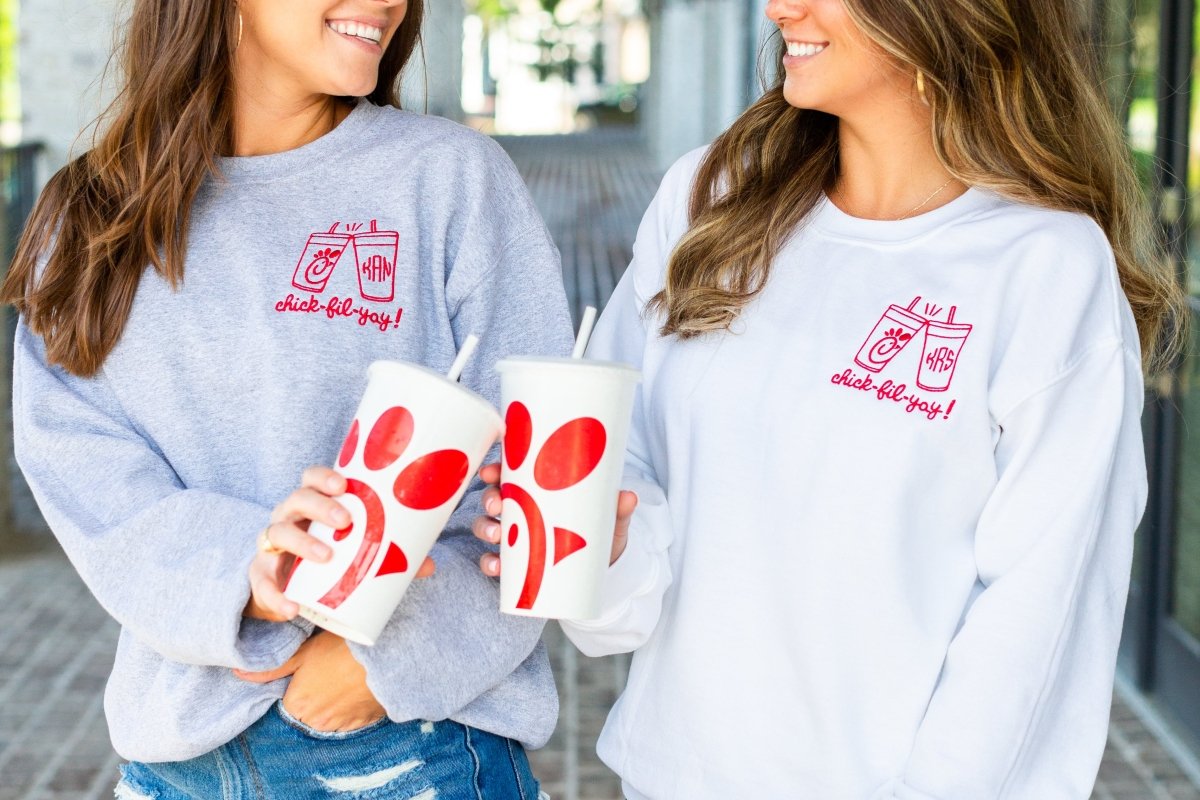 Monogrammed 'Chick Cheers' Tee - United Monograms