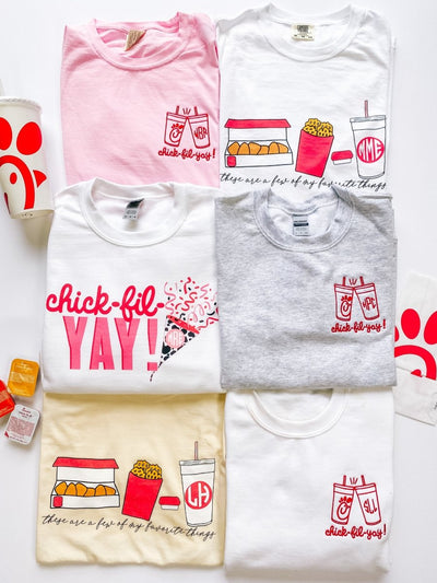 Monogrammed 'Chick Cheers' Tee - United Monograms