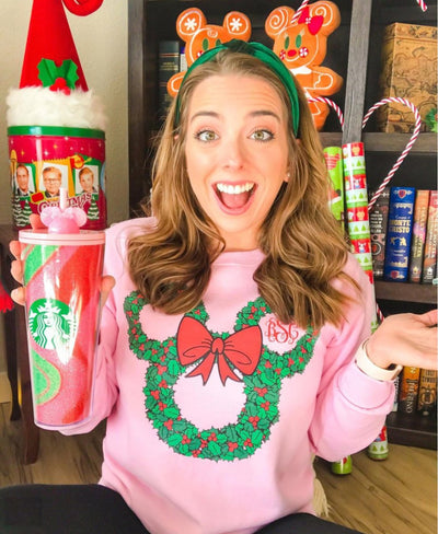 Monogrammed 'Minnie Christmas Wreath' Crewneck Sweatshirt - United Monograms