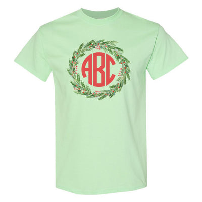Monogrammed 'Mistletoe Wreath' Basic T-Shirt - United Monograms