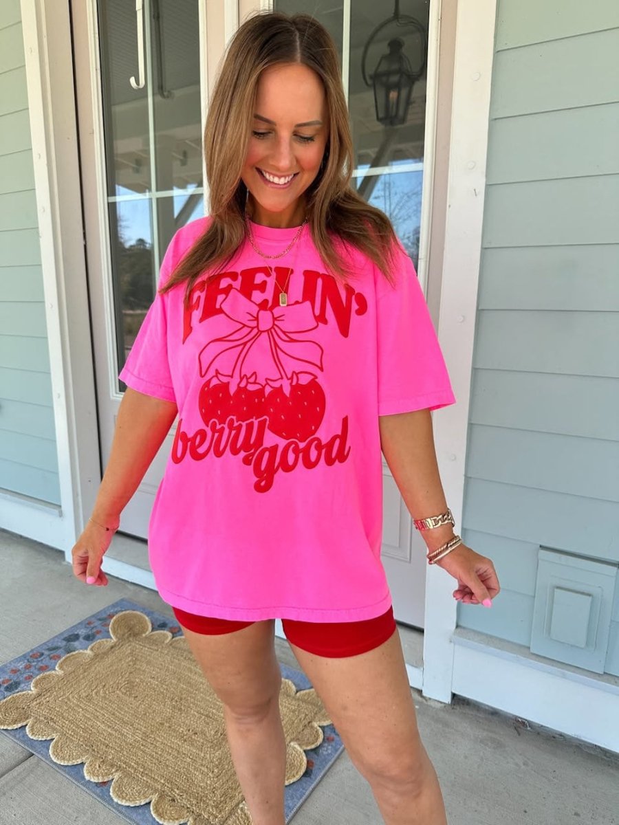 PUFF 'Berries & Bows' T-Shirt - United Monograms