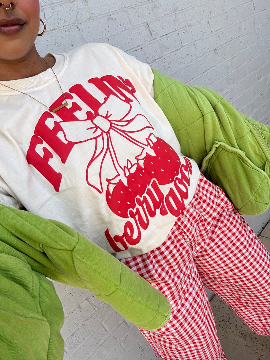 PUFF 'Berries & Bows' T-Shirt - United Monograms