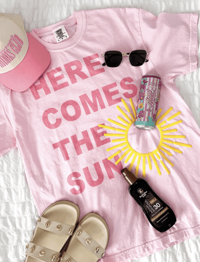 PUFF 'Here Comes The Sun' T-Shirt - United Monograms