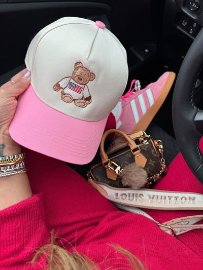 'Teddy In A Sweater' Trucker Hat - United Monograms