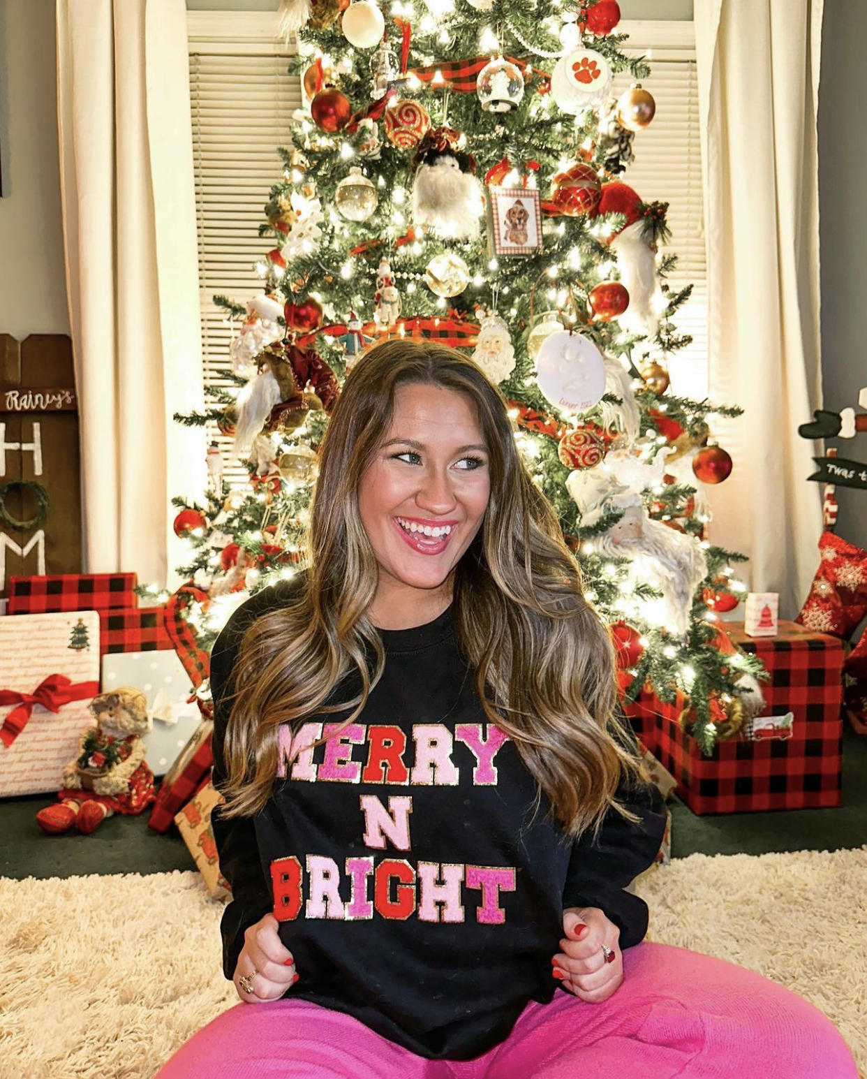 Merry N Bright Letter Patch Crewneck Sweatshirt